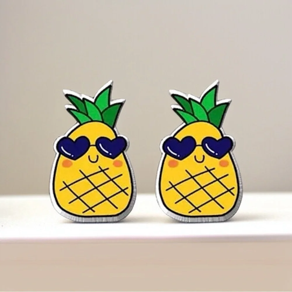 Pineapple Paradise: Handmade Food Stud Earrings - 🍍Sweet Summertime Studs